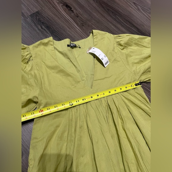 NWT Ecote Vero Shapeless V-neck Mini Dress Urban Outfitters Puff Sleeve - Picture 7 of 12